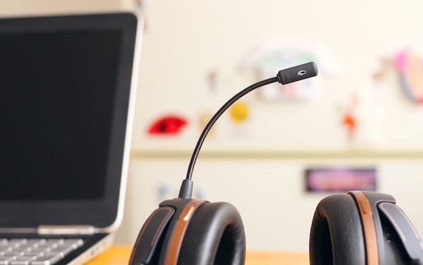 Tiny Tips for Delivering Out-of-This-World Customer Support on Social Media