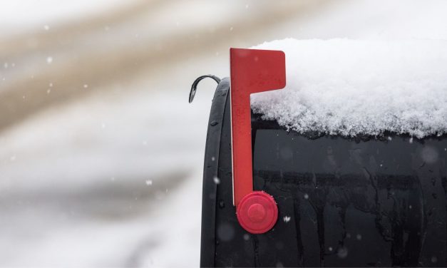 Want to Maximize Cold Email Intrigue? Show, Don&rsquo;t Tell