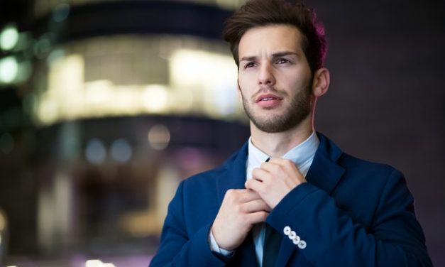 How LinkedIn Can Help Salespeople To Sell Better