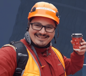 How Adrian Diaz is Building Affiliates Sites on the Side as a Full-time Construction Worker