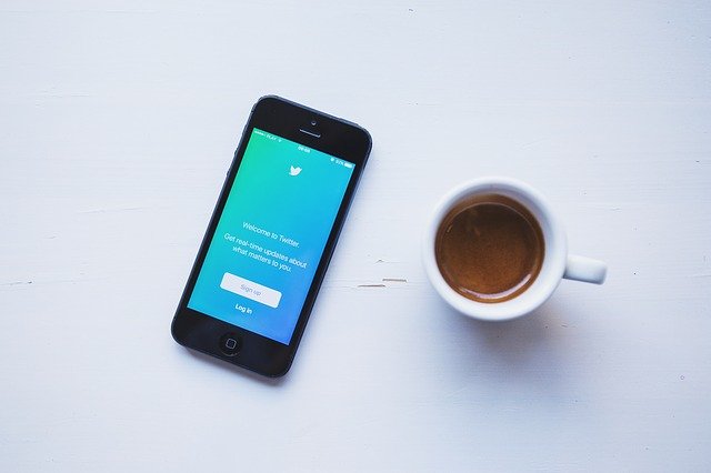 Tips for Engaging Your Small Business&rsquo;s Twitter Followers
