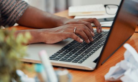 How to Screen Record on Mobile and Desktop