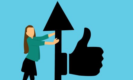 How to Boost Facebook Engagement With the Green Light Challenge