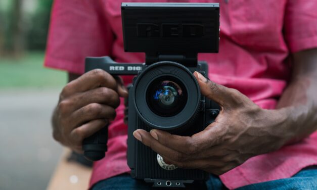 25 Sales Statistics That Prove Why You Should Be Using Video for Virtual Selling