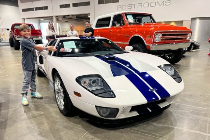 9-Calendar year-Outdated Purchases Ford GT & Gets to be Youngest Buyer At Barrett-Jackson