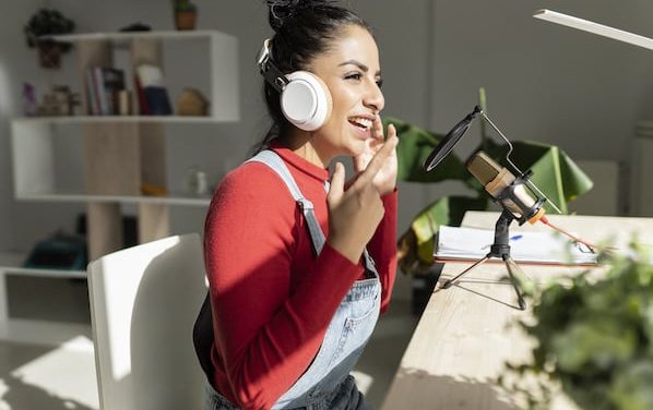 The 10 Best Leadership Podcasts to Make You a Better Leader