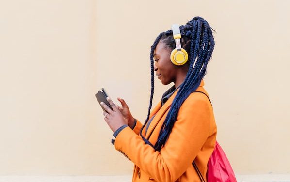 What is Twitter Spaces? [+Why Marketers Should Care]