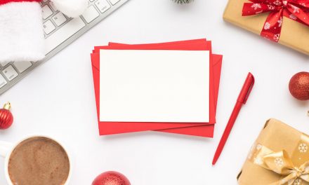 10 Ready-to-Use Holiday Emails to Customers (& Free Templates!)