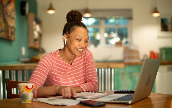 How to Create a Comprehensive How to Guide [+Examples]