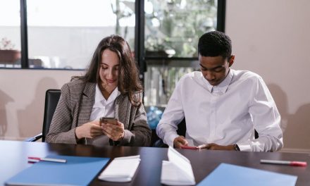 60+ Twitter Statistics to Skyrocket Your Branding in 2023