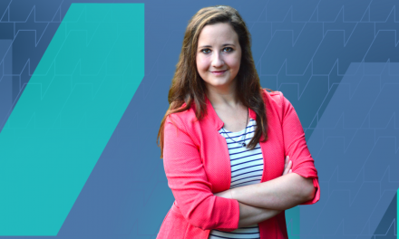 This 35-Year-Old is Making 6 Figures/Year as a Freelance Writer & Coach