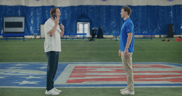 Peyton and Eli Manning Confront Off for NFL’s Pro Bowl Spots
