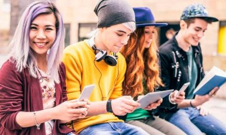 E-mail Promoting For Centennials | VR Site