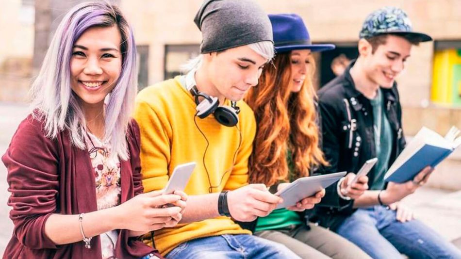 E-mail Promoting For Centennials | VR Site