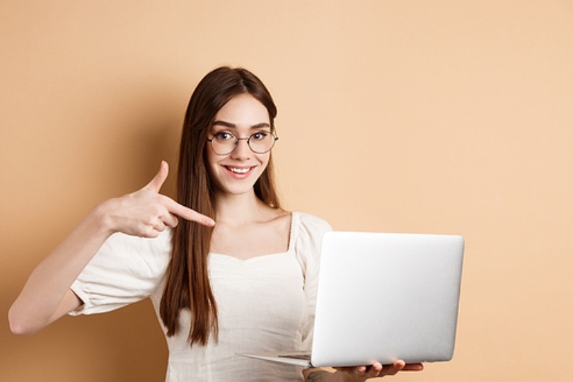 Buy Instagram Comments – 12 Amazing Sites in 2023 (Real & Reliable)