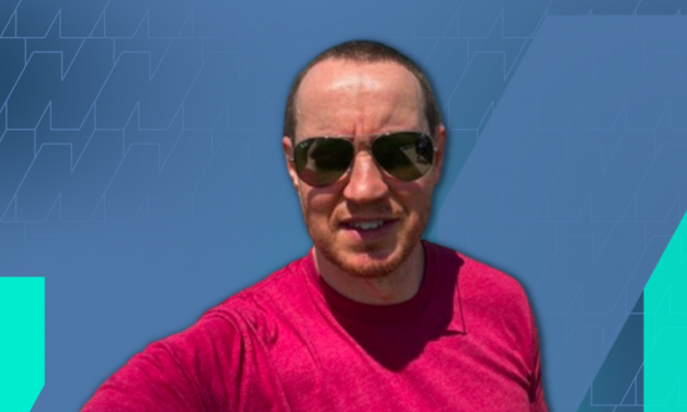 This 44-Year-Old Earns $8k/Month From His Site Working Just 4 Hours Per Day