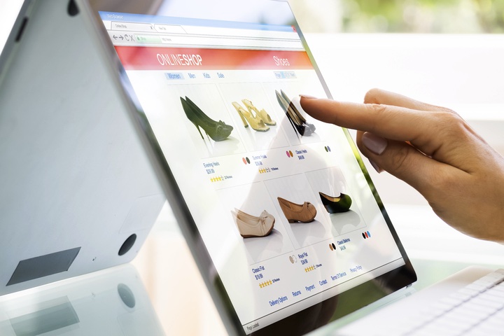 How Non-public-label Goods Spur Online Retail