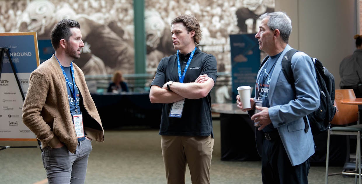 5 Explanations ​​to Seek the services of a B2B Inbound Advertising Agency vs. an In-Household Group