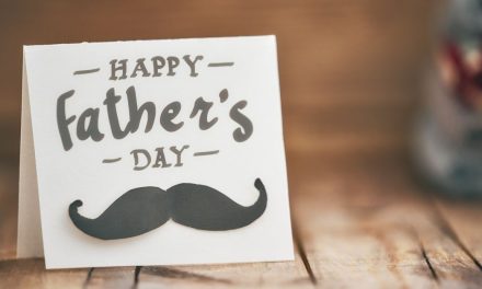 25 Satisfied Father’s Working day Messages & Greetings (+Templates)
